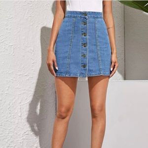 Denim skirt